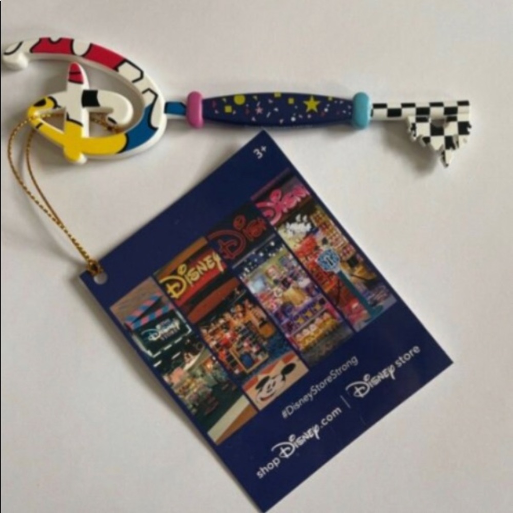 Disney Cast Member Exclusive Key